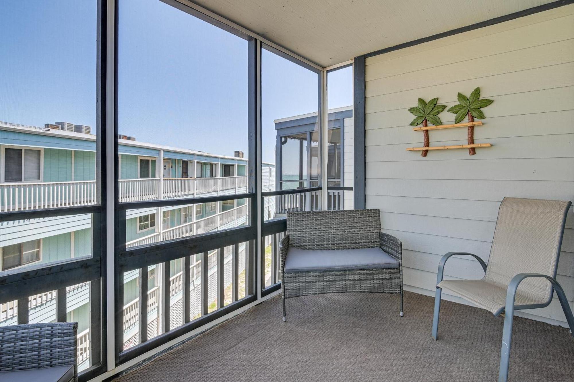 Coastal Condo On Beach With Community Pool Access! Myrtle Beach Luaran gambar